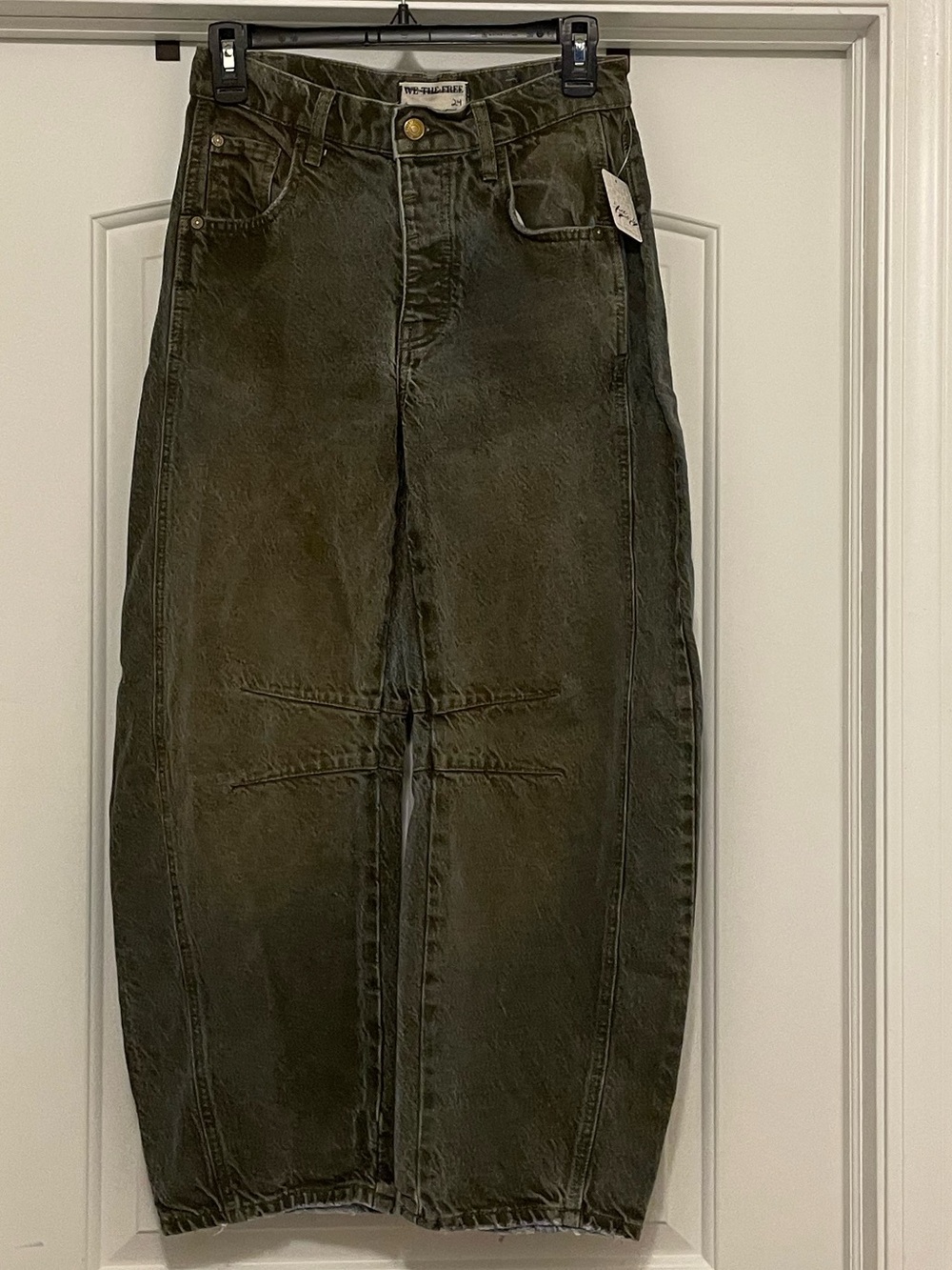 New Free People We The Free Good Luck Mid-Rise Barrel Jeans size 24